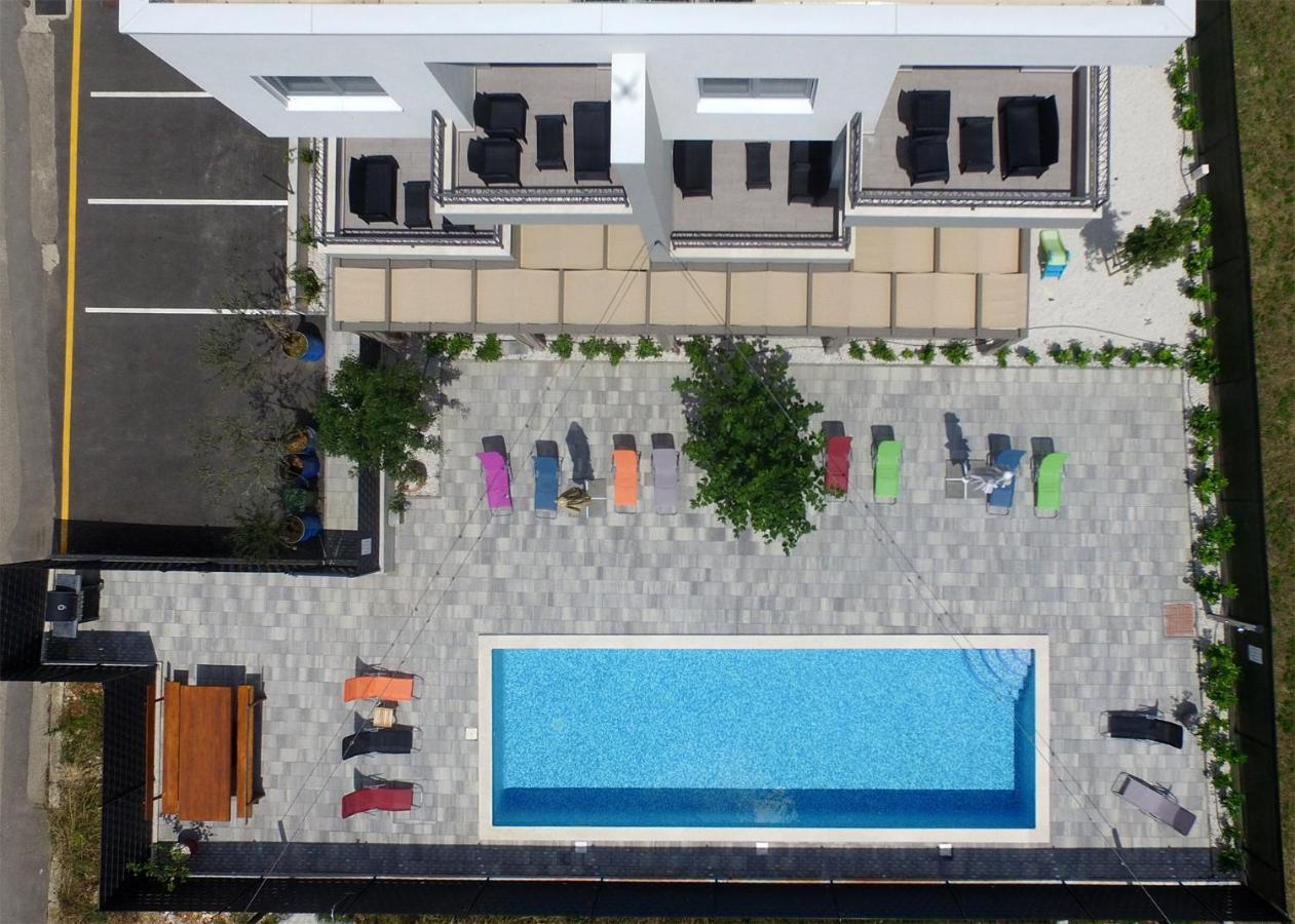 Bulli Croatia Hotel Seget Donji Bagian luar foto