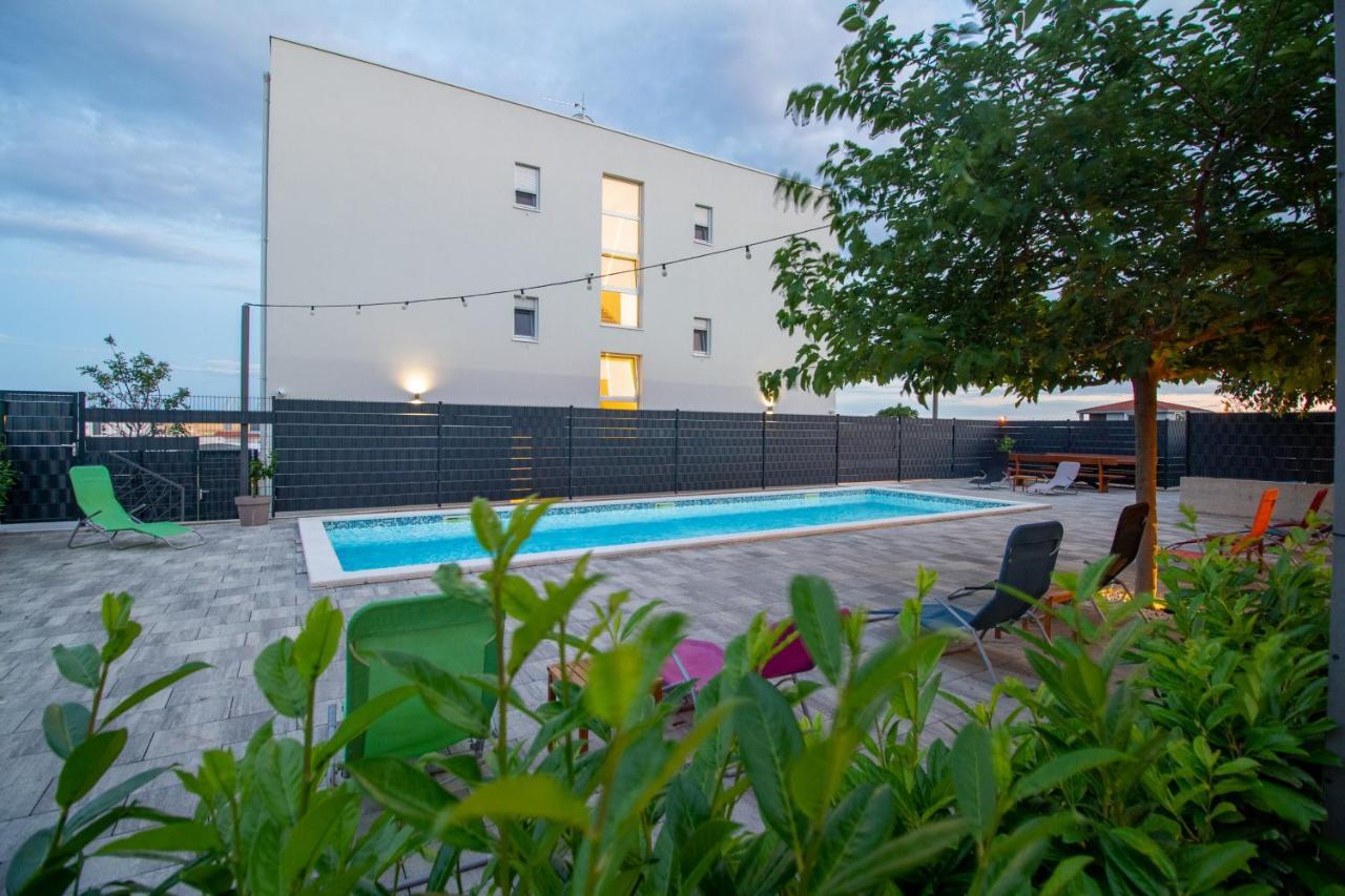 Bulli Croatia Hotel Seget Donji Bagian luar foto