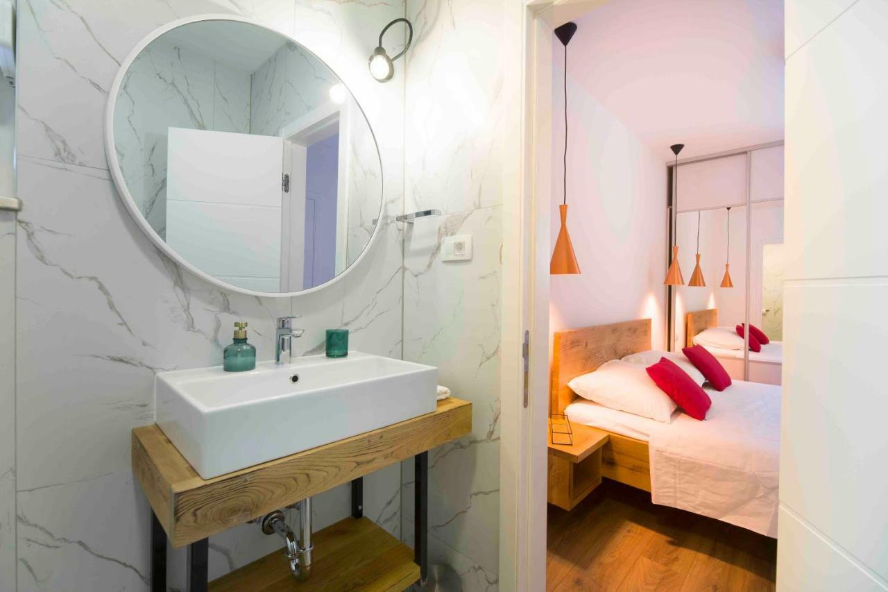 Bulli Croatia Hotel Seget Donji Bagian luar foto
